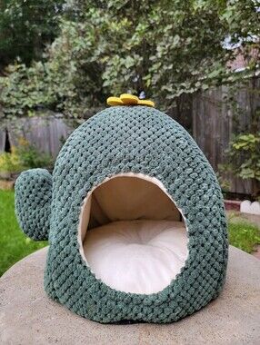 CACTUS CAT~DOG~SMALL PET HOUSE | NEW